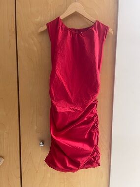 Diane Von Furstenberg Red Sleeveless Ruched Midi Dress